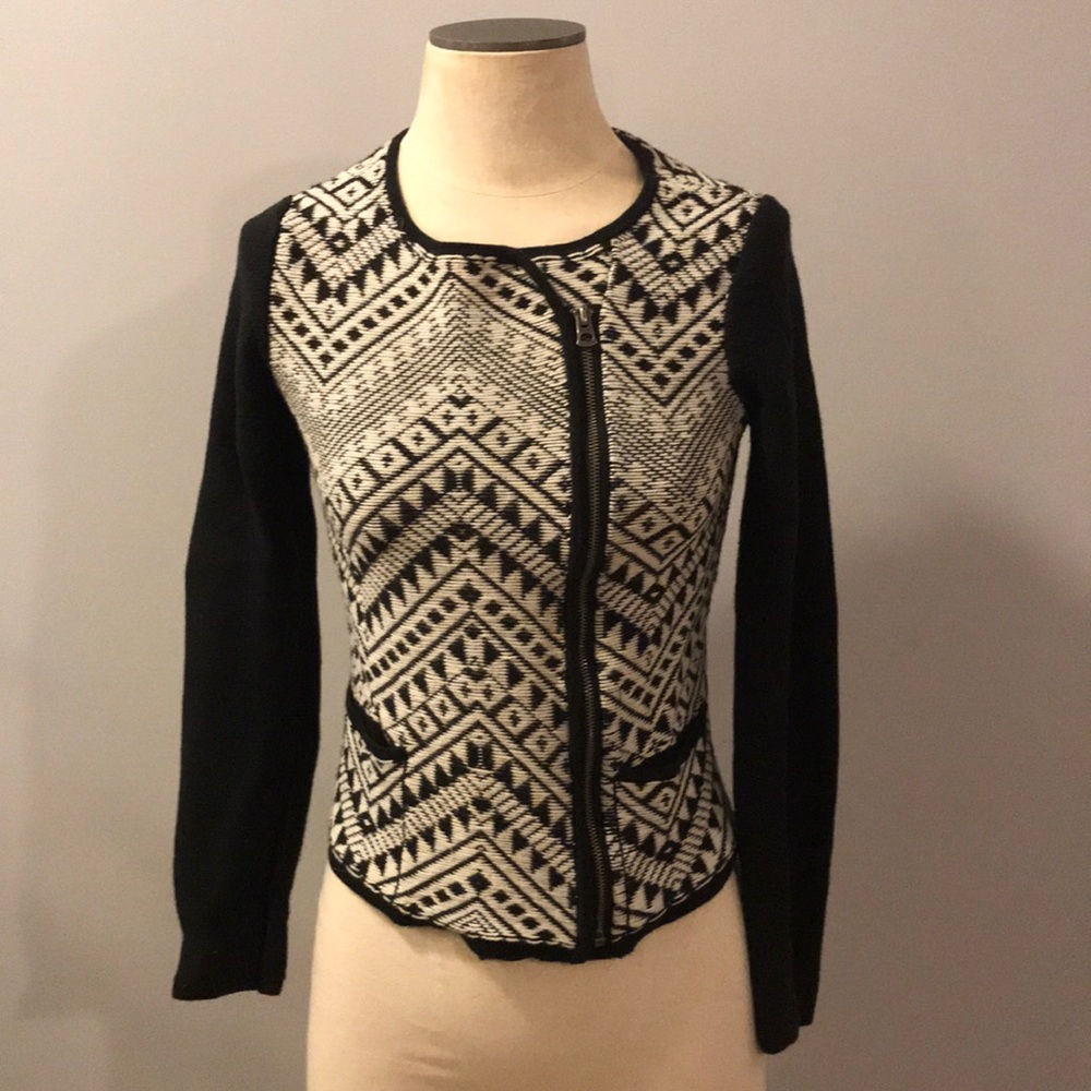 🍀Lucky Brand🍀 Aztec Print Sweater